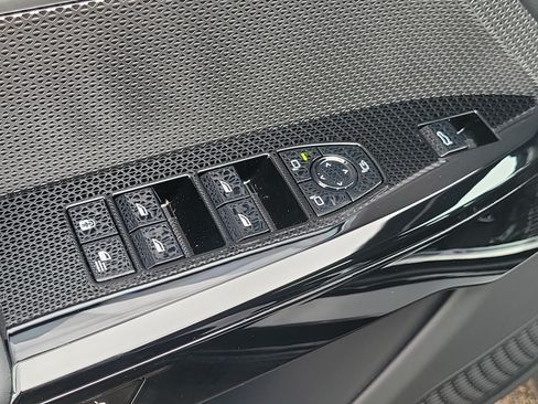 New 2026 BMW i7 xDrive60 AWD/4WD image 8