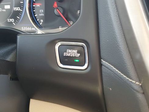 Used 2022 GMC Acadia Denali AWD/4WD image 17