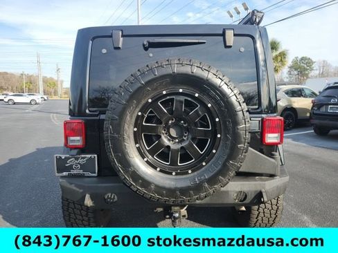 Used 2016 Jeep Wrangler Unlimited Sahara w/ Max Tow Package image 8