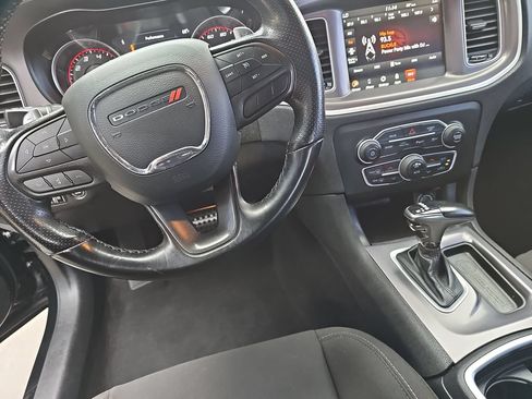 Used 2021 Chevrolet Traverse LT AWD/4WD image 15