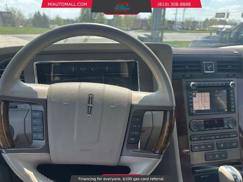 Used 2012 Lincoln Navigator 4WD image 10