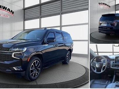 Used 2022 Chevrolet Suburban RST w/ Sport Performance Package