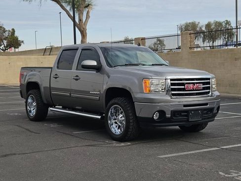 Used 2013 GMC Sierra 1500 SLT w/ SLT Convenience Package image 2
