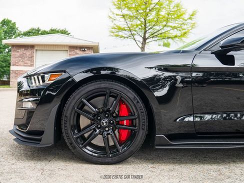 Used 2022 Ford Mustang Shelby GT500 w/ Technology Package image 2