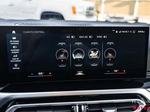 Used 2024 BMW M2 w/ Lighting Package image 26