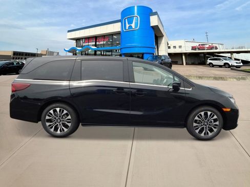 New 2026 Honda Odyssey Elite image 7