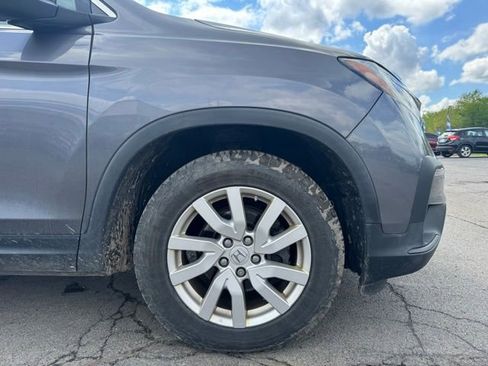 Used 2019 Honda Pilot LX image 10