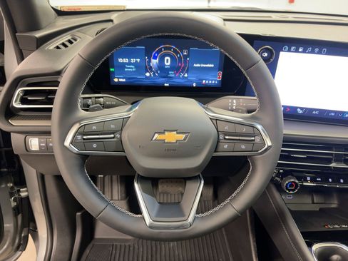 New 2026 Chevrolet Traverse LT w/ Sun and Wheel Package image 18