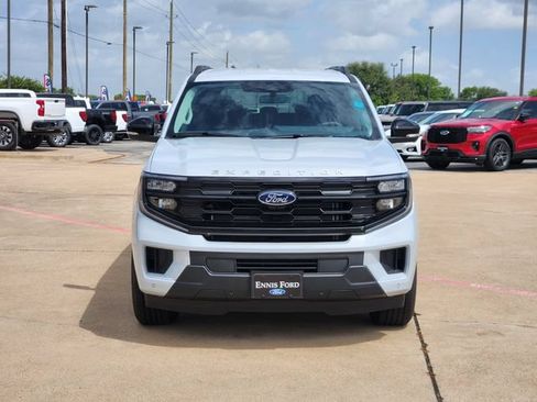 New 2026 Ford Expedition Active RWD image 2