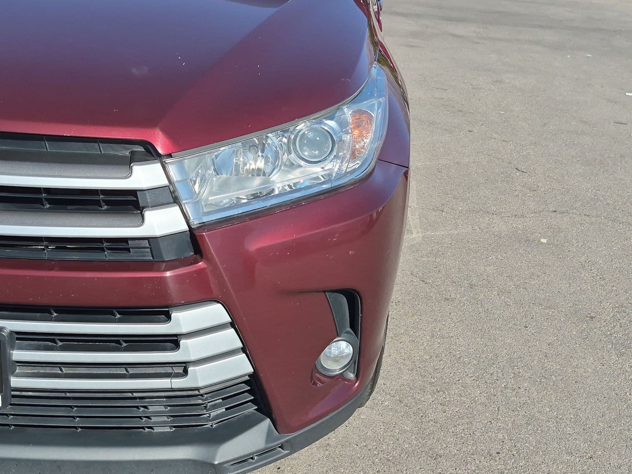 Used 2019 Toyota Highlander XLE AWD/4WD image 12