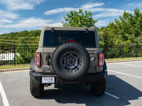 New 2025 Ford Bronco Badlands image 13