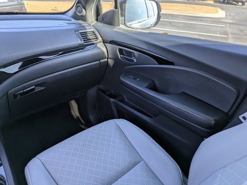 Used 2019 Honda Passport Touring image 18