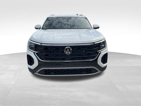 New 2026 Volkswagen Atlas Cross Sport SE FWD image 8