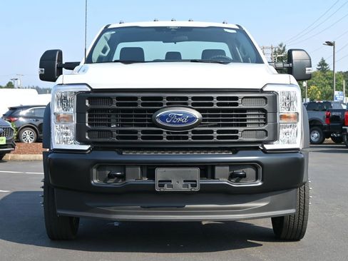 New 2026 Ford F550 4x4 Regular Cab Super Duty image 4
