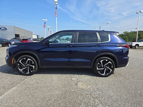 Used 2024 Mitsubishi Outlander SE image 8