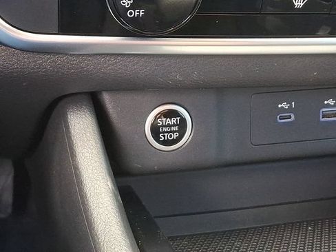 Used 2023 Nissan Rogue S AWD/4WD image 24