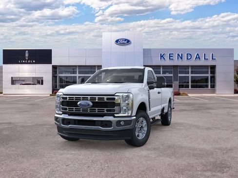 Used 2026 Ford F350 XLT w/ FX4 Off-Road Package AWD/4WD image 2