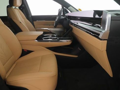 Used 2025 Cadillac Escalade IQ Sport 2 image 31