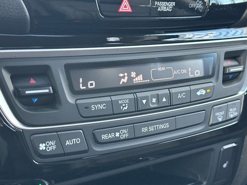 Used 2020 Honda Ridgeline RTL-E image 16