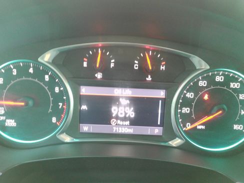 Certified 2022 Chevrolet Traverse LT w/ LPO, Floor Liner Package image 24