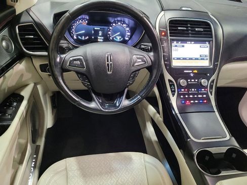 Used 2018 Lincoln MKX Black Label w/ Enhanced Security Package image 22