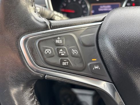 Used 2020 Chevrolet Equinox Premier image 34