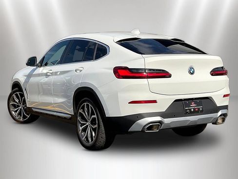 Used 2023 BMW X4 xDrive30i w/ Premium Package AWD/4WD image 4