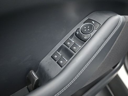 New 2025 Ford Mustang Mach-E Select image 25