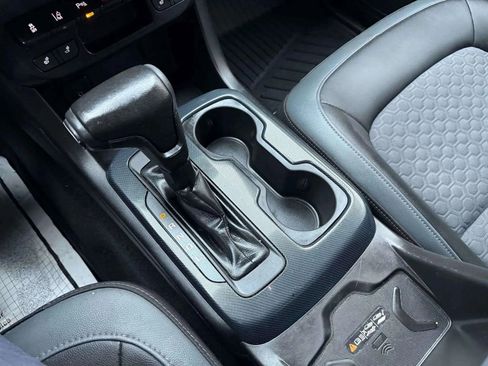 Used 2021 Chevrolet Colorado Z71 w/ Safety Package image 25