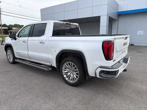 Used 2019 GMC Sierra 1500 Denali w/ Denali Ultimate Package AWD/4WD image 32