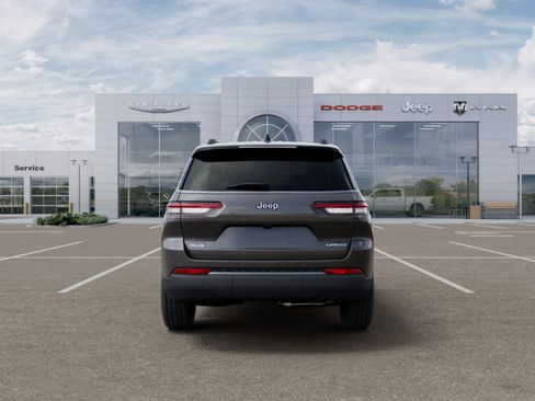 New 2026 Jeep Grand Cherokee L Limited w/ Limited Altitude Package AWD/4WD image 7