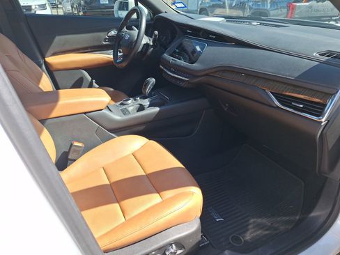 Used 2019 Cadillac XT4 Premium Luxury w/ Technology Package image 34