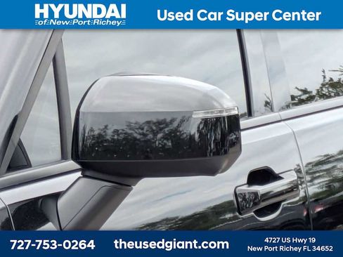 Used 2024 Hyundai Santa Fe Limited image 11