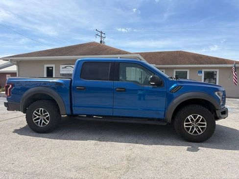 Used 2018 Ford F150 Raptor w/ Exterior Graphics Package AWD/4WD image 4