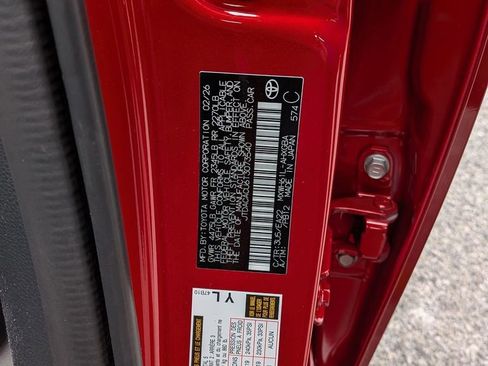 New 2026 Toyota Prius Plug-In Hybrid FWD image 25