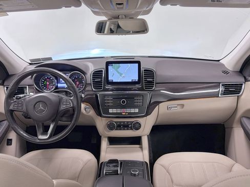 Used 2018 Mercedes-Benz GLE 350 4MATIC image 2