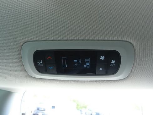 Used 2023 Chrysler Voyager LX FWD image 30