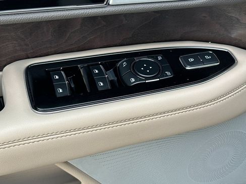 Used 2024 Lincoln Navigator L Reserve AWD/4WD image 13
