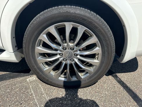 Used 2017 INFINITI QX80 4WD w/ Deluxe Technology Package image 26