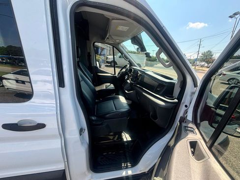 Used 2020 Ford Transit 250 Medium Roof w/ Load Area Protection Package RWD image 70