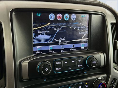 Used 2018 GMC Sierra 1500 SLT image 22