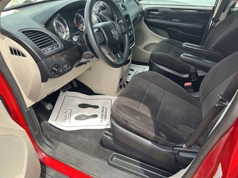 Used 2012 Dodge Grand Caravan American Value Package FWD image 14