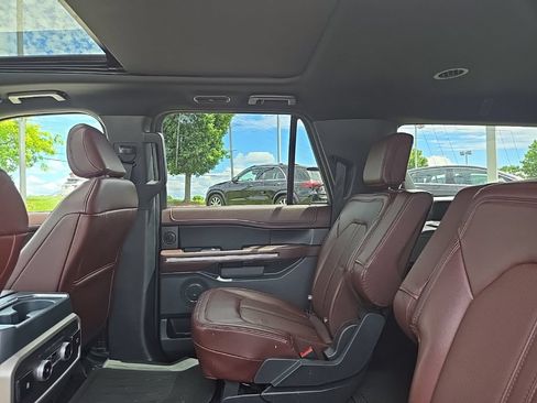 Used 2022 Ford Expedition Max Limited AWD/4WD image 34