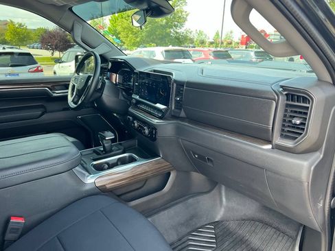 Used 2023 Chevrolet Silverado 1500 LT Trail Boss w/ LPO, Dark Essentials Package AWD/4WD image 26