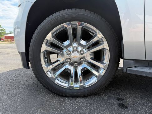 Used 2017 Chevrolet Tahoe LT AWD/4WD image 39