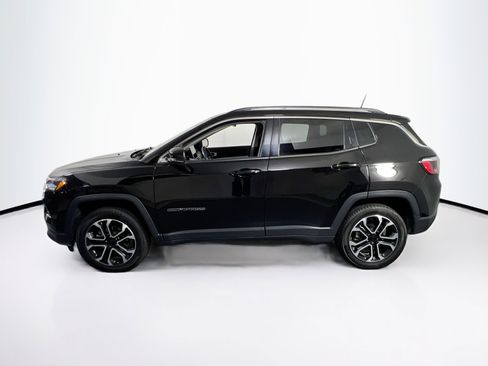 Used 2022 Jeep Compass Limited w/ Sun and Sound Group AWD/4WD image 8