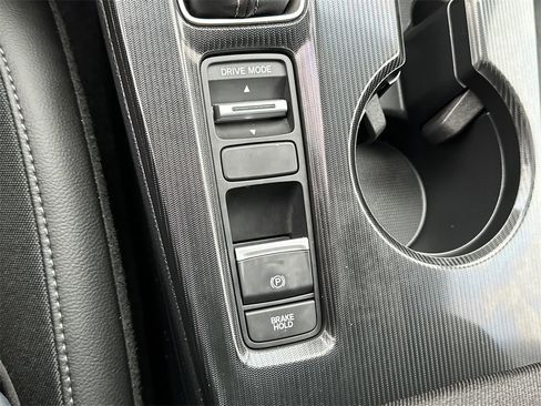 Used 2025 Honda Civic Sport image 29