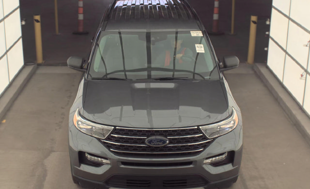 Used 2024 Ford Explorer XLT w/ Equipment Group 202A AWD/4WD image 8