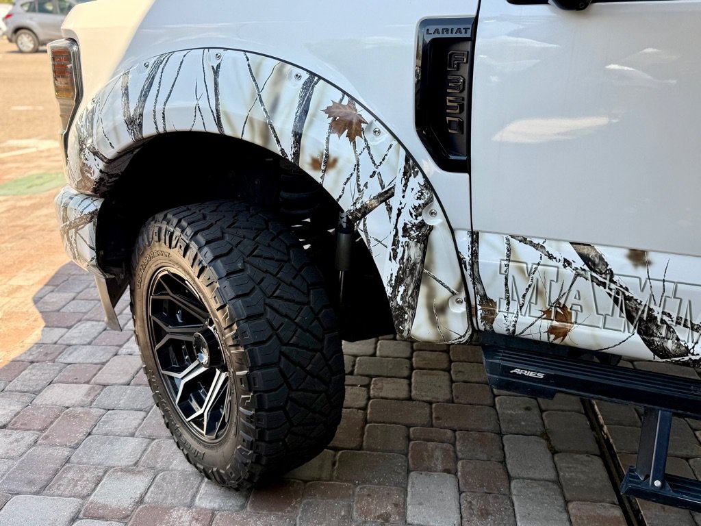 Used 2021 Ford F350 Lariat AWD/4WD image 11