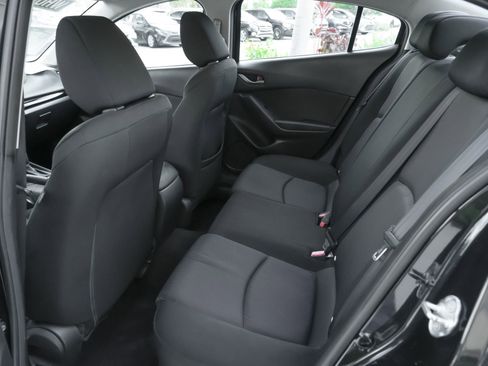 Used 2014 MAZDA MAZDA3 i Sport image 30